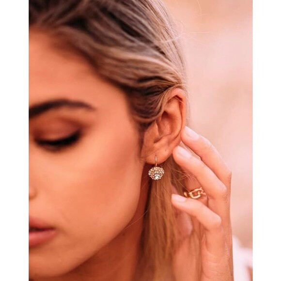 18K Gold Plated Flower Drop Earrings Crystal Cubic Zirconia Statement Jewelry - Picture 3 of 3